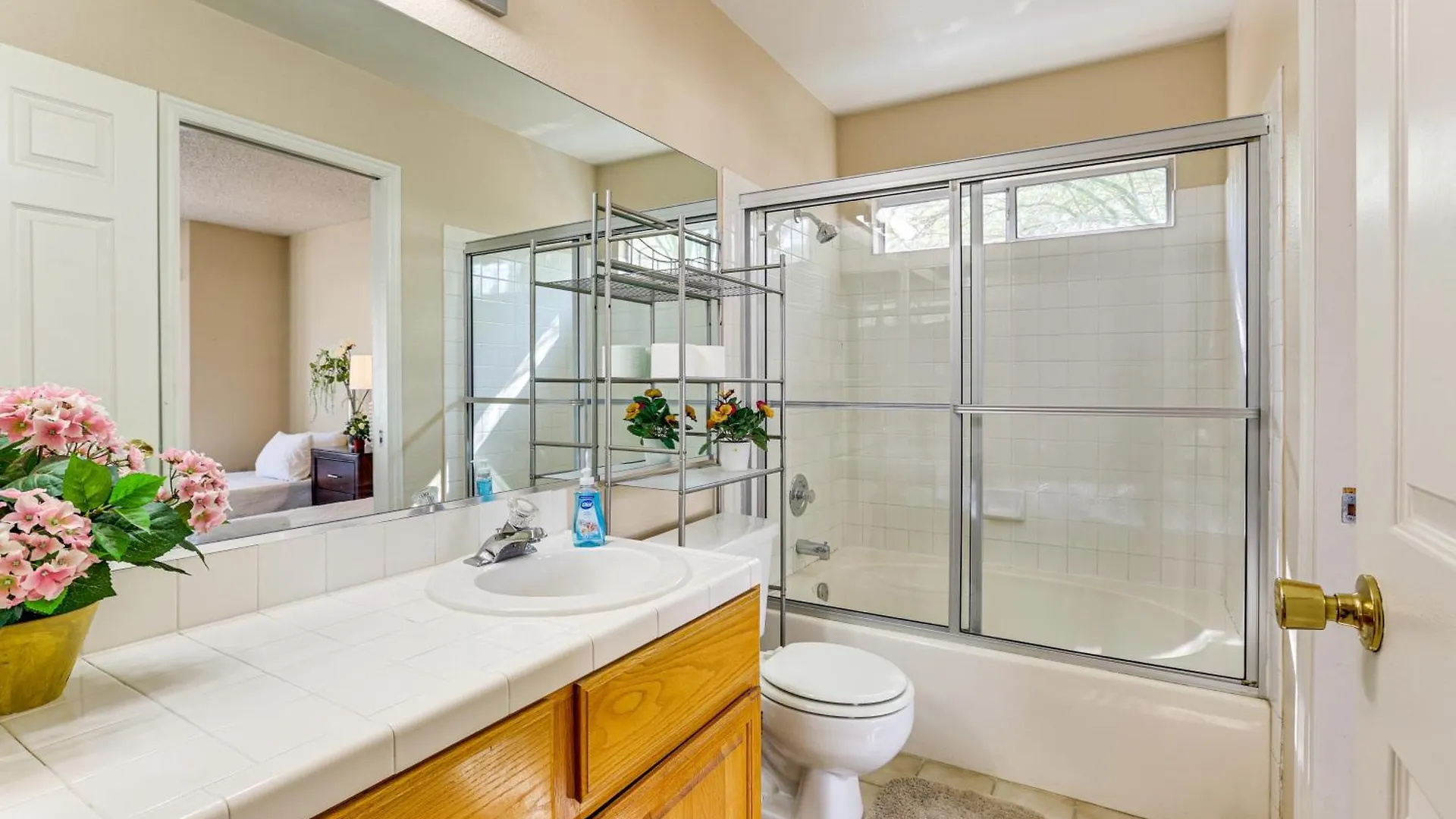 Furnished Patio, Fenced Yard Home In Green Valley Las Vegas