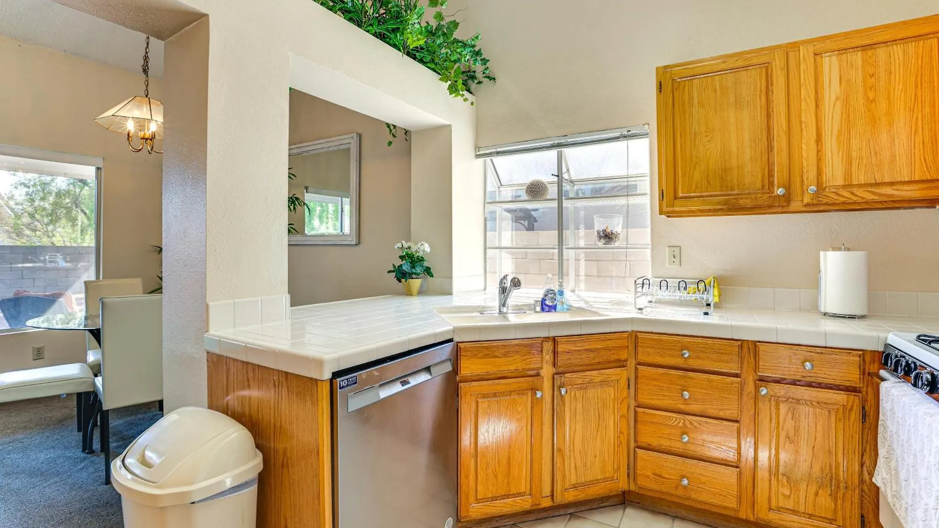 Furnished Patio, Fenced Yard Home In Green Valley Las Vegas United States