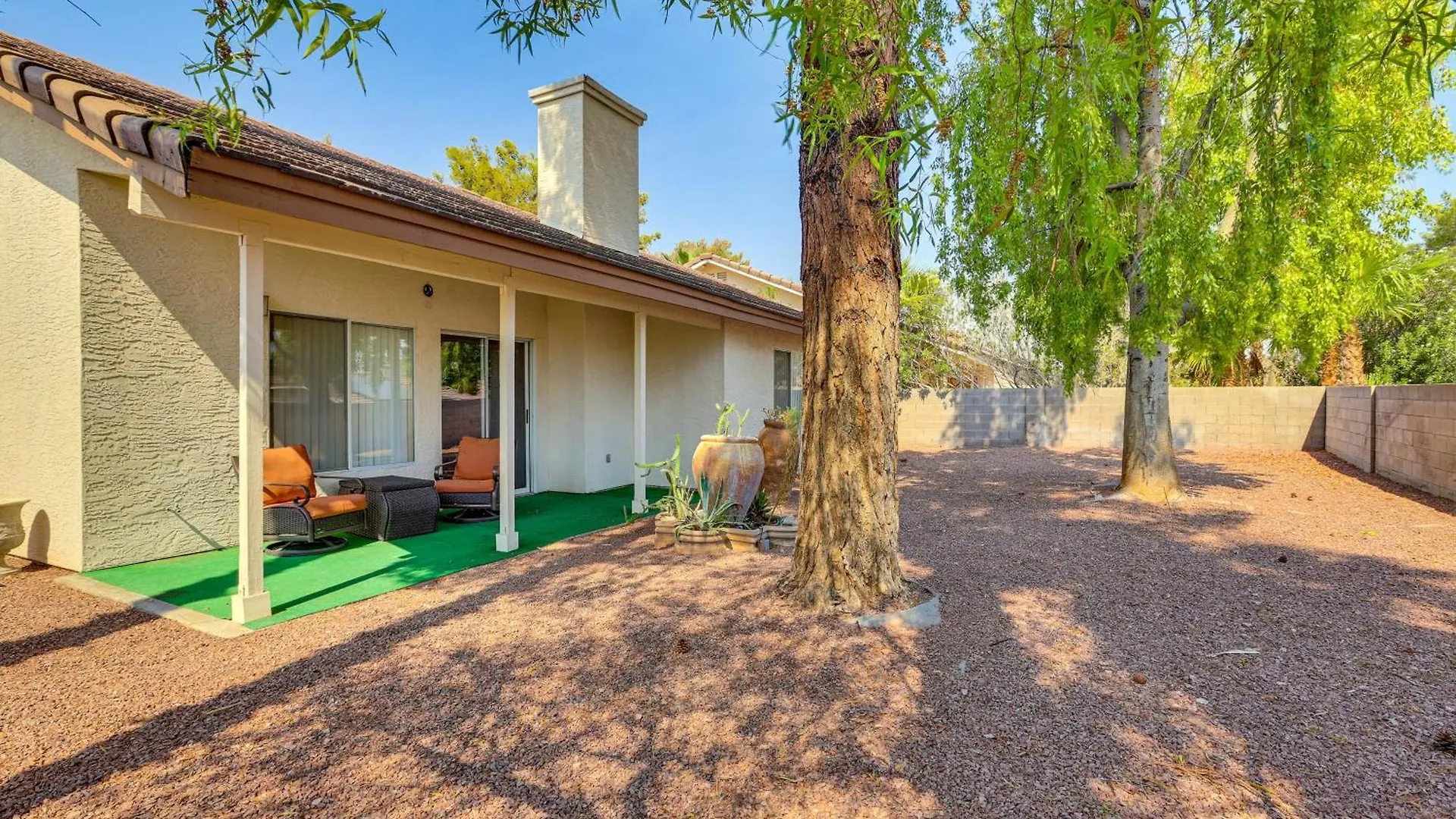 Furnished Patio, Fenced Yard Home In Green Valley Las Vegas Holiday home