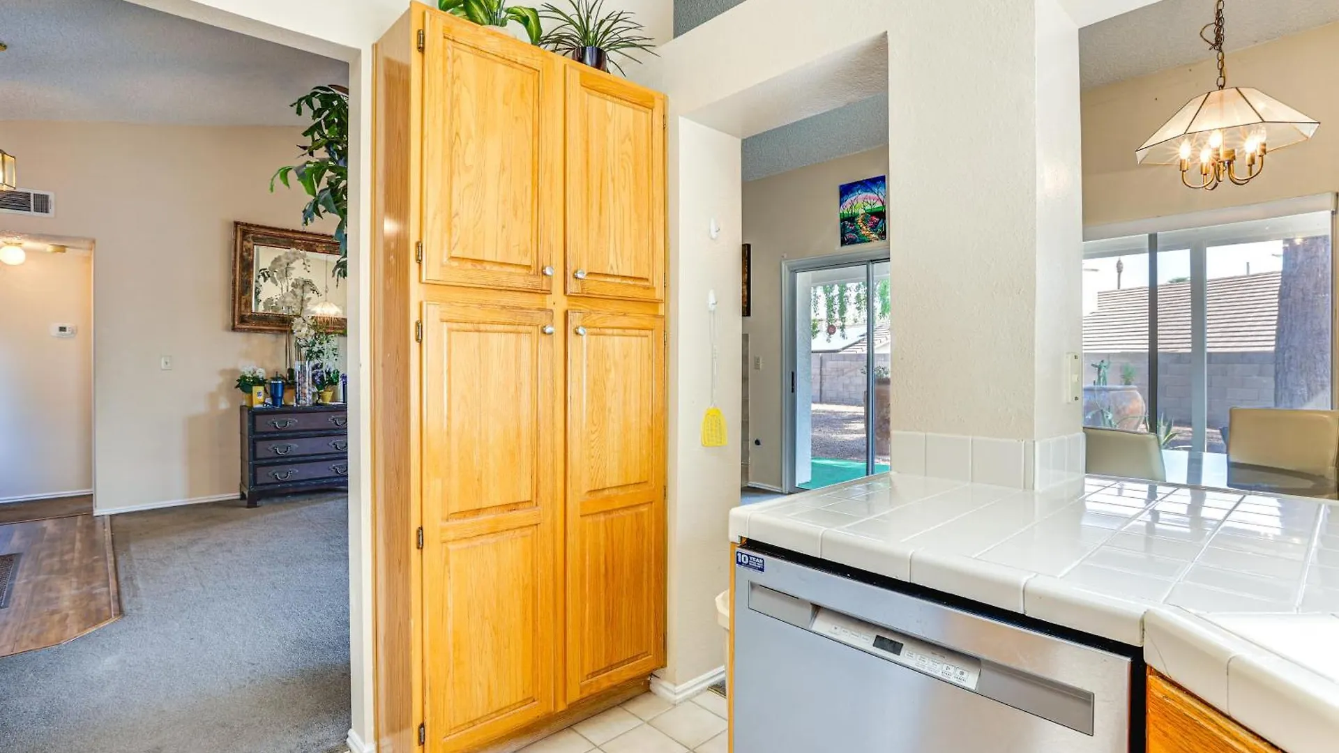 Furnished Patio, Fenced Yard Home In Green Valley Las Vegas Holiday home